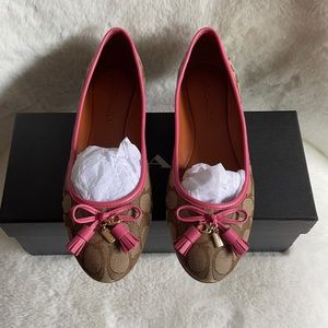 NWT in box Coach monogram flats